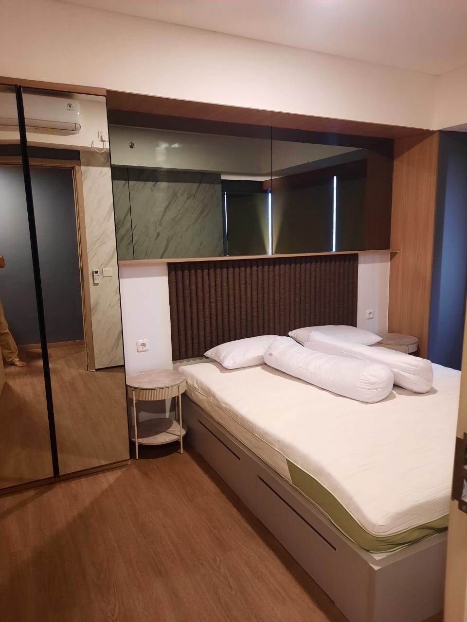 Kamar Tidur Modern — Desain Interior Residensial oleh ARTUDIO